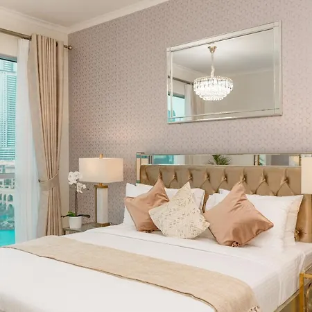 Elite Royal Apartment Full Burj Khalifa & Fountain View - Czar دبي المظهر الخارجي الصورة